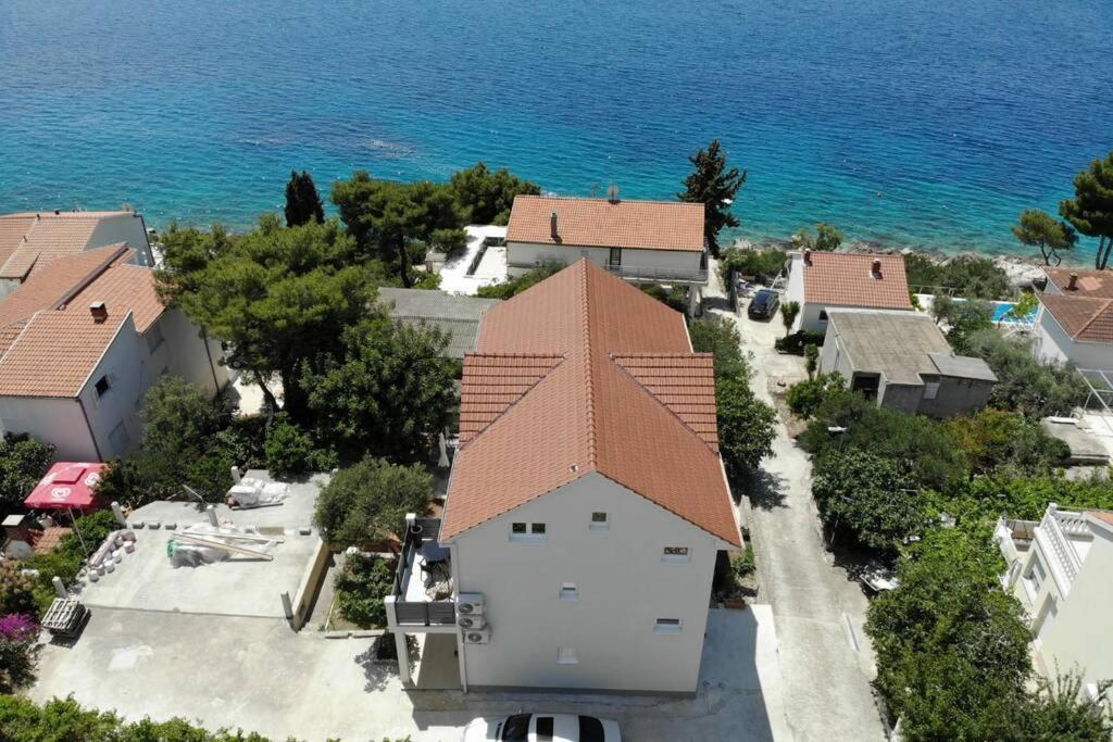 Apartment By Joe Trogir Exteriör bild